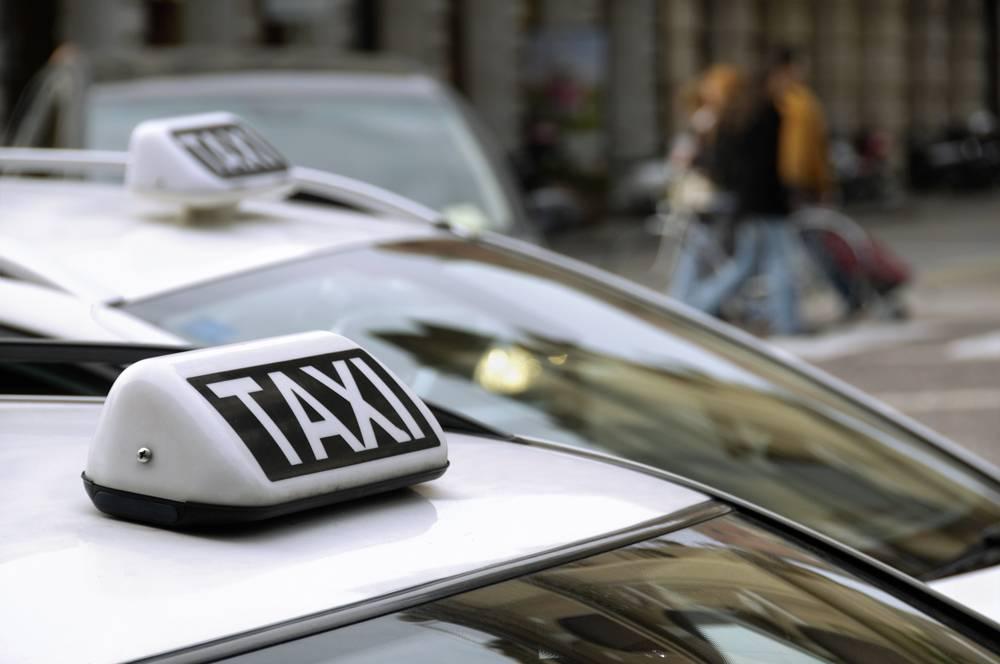 Taxi